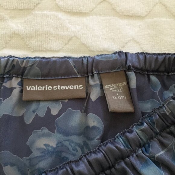 "Silk/Satin" (polyester) pajama/loungewear set, sz L - Picture 6 of 6